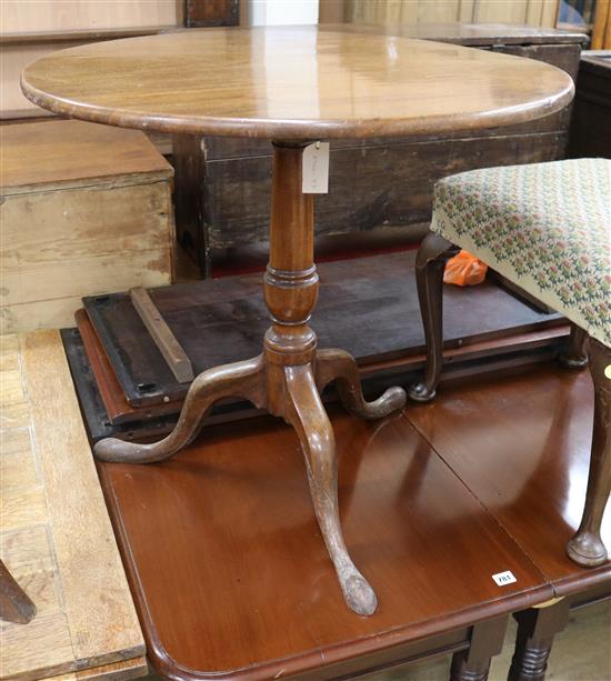 A George III mahogany tripod table W.75cm